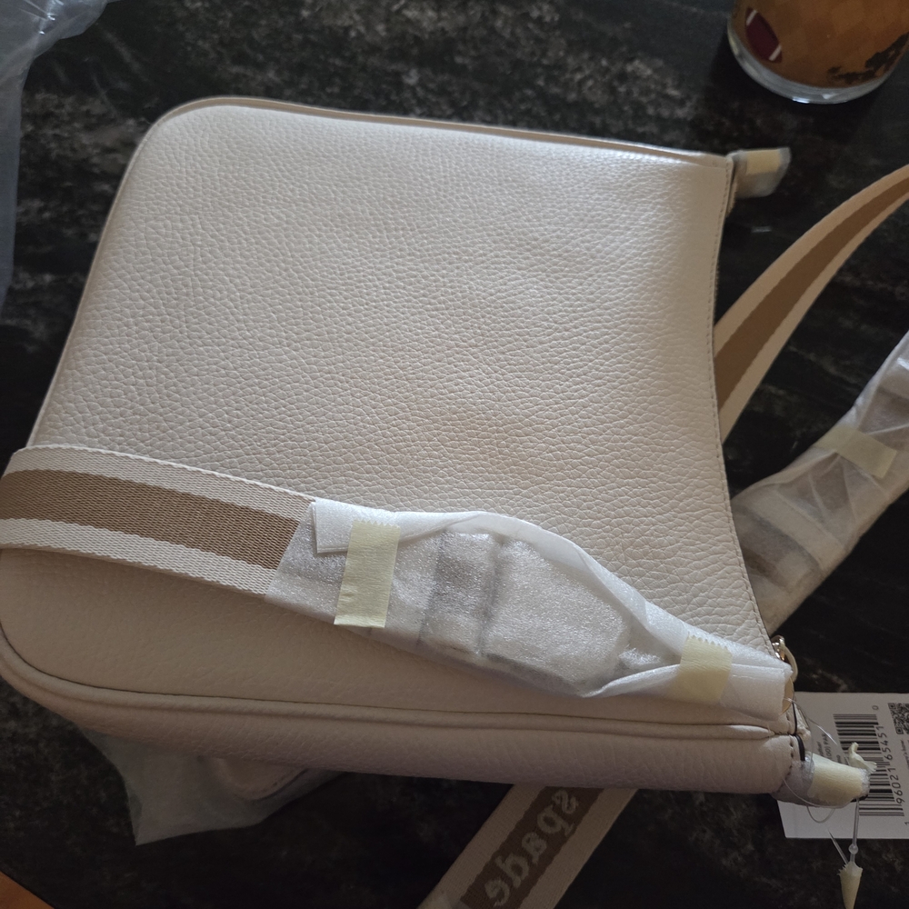 Kate Spade Cream Crossbody Bag - Picture 2 of 4